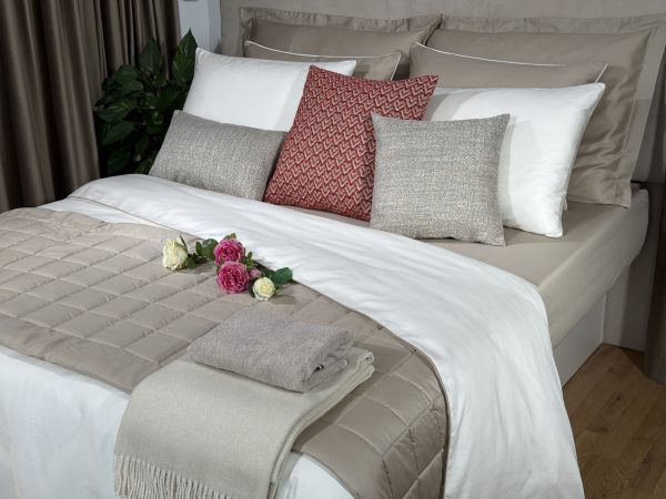 Posteljni dekorativni trak Aurora1